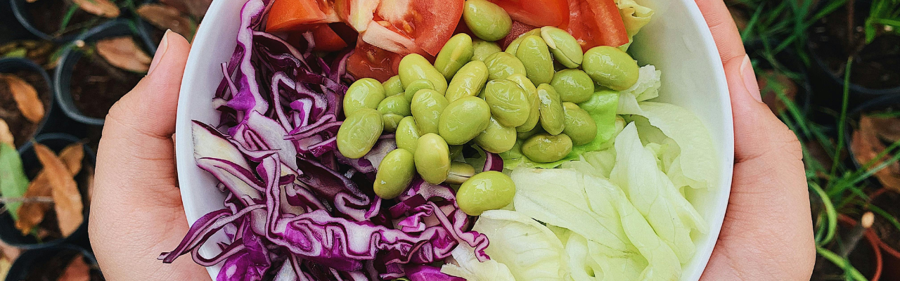 How should we eat for our dental health ? Banner